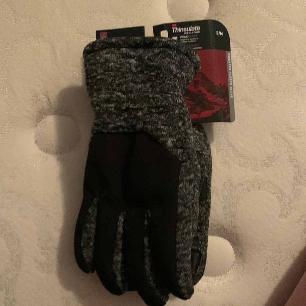 Swiss tech thinsulate gloves